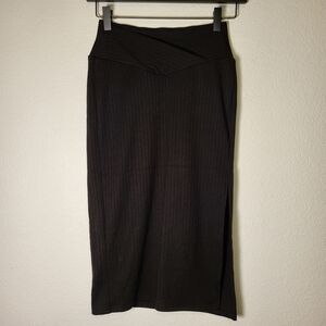 Sun Imperial V-front Ribbed Pencil Mini Skirt with Side Split size XSmall
